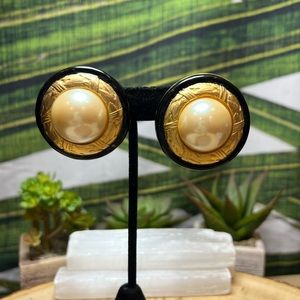 VTG| B Baxon Faux Pearl Clip o Earrings ✨